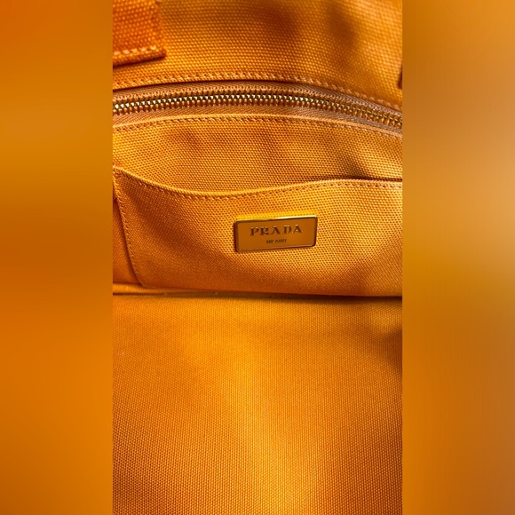 PRADA canapa - Picture 3 of 7